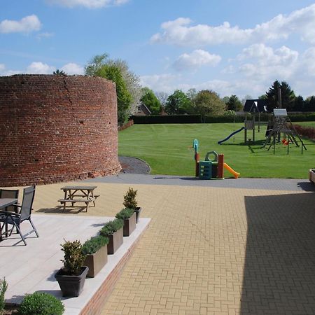 Bed And Breakfast De Meule Montfort Exterior foto
