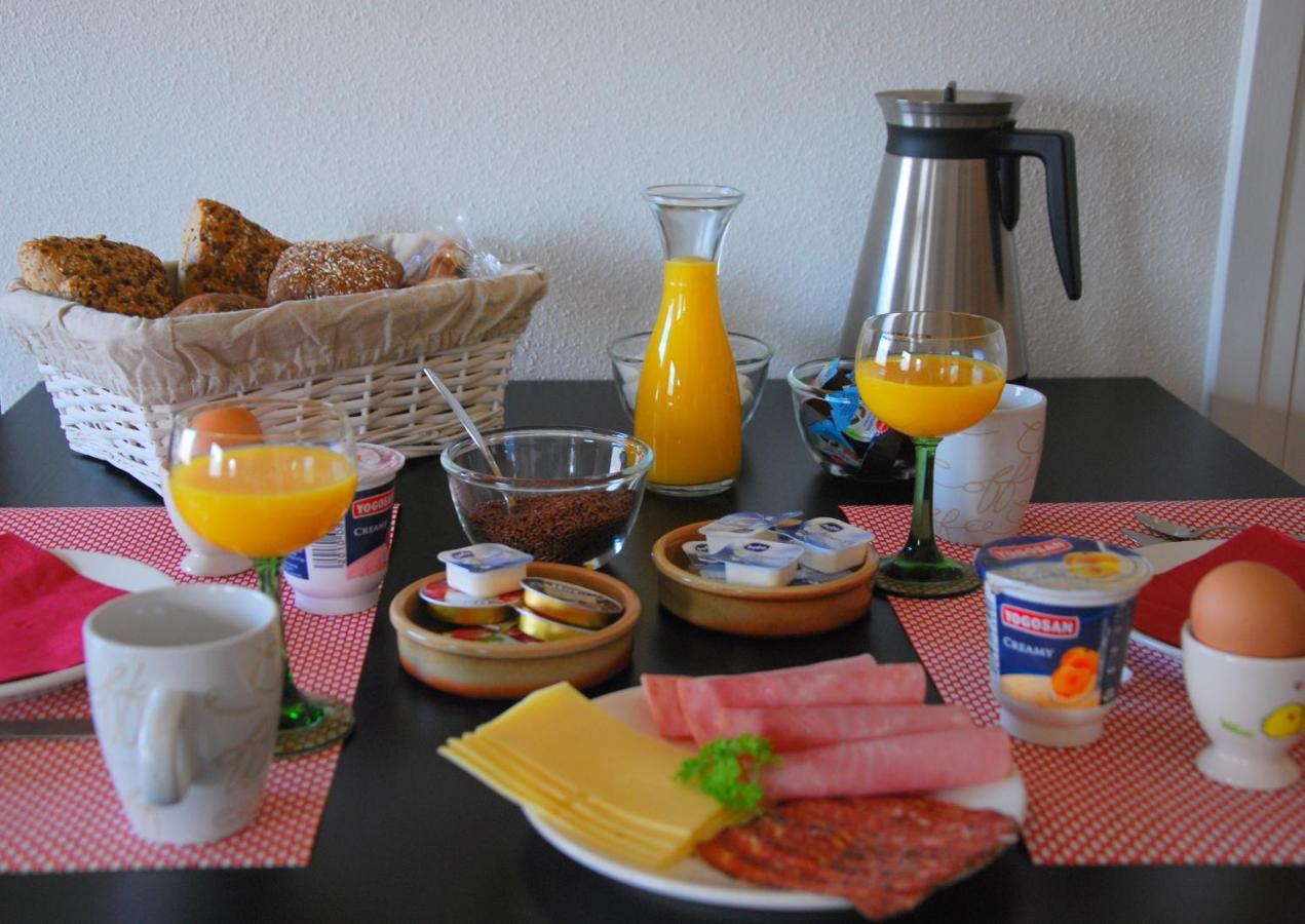 Bed And Breakfast De Meule Montfort Exterior foto