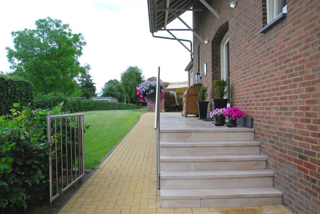 Bed And Breakfast De Meule Montfort Exterior foto